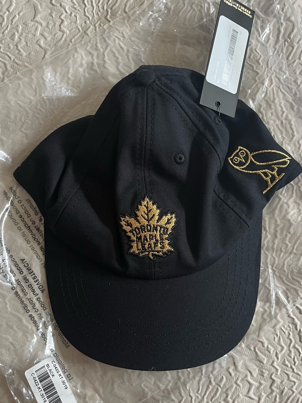 OVO Toronto Maple Leafs Black Gold Logo Cap